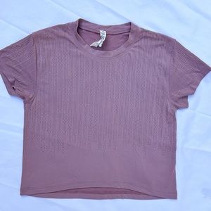 Lululemon Swiftly Tech Perforated Crop Top Size small